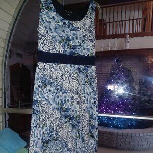 Perceptions Women's Dress Small Blue Flowers & Lace